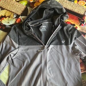 ASICS Women’s Two-Tone Gray Performance Jacket